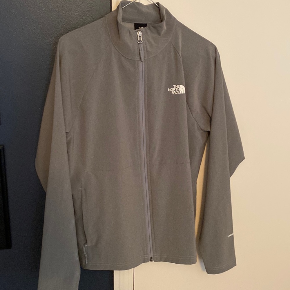 The north face windwall windbreaker jacket